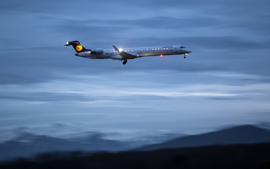 Lufthansa chce podbić indyjski rynek. Na razie obraża pasażerów