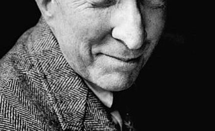 John Updike napisał ponad 25 powieści. M.in. „Pary”. Książka dokumentuje przewrót obyczajowy, jaki w