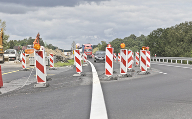 Budowa drogi ekspresowej S7, wzdłuż zachodniej granicy kraju, powinna w 2024 r. dobiec wreszcie końc