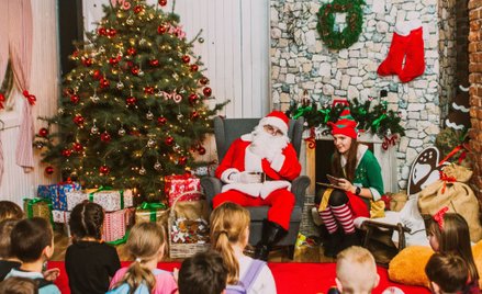 Najważniejszym punktem programu jest uroczyste spotkanie ze Świętym Mikołajem