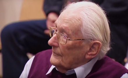 Oskar Gröning, esesman z Auschwitz, sto lat będzie obchodził w więzieniu