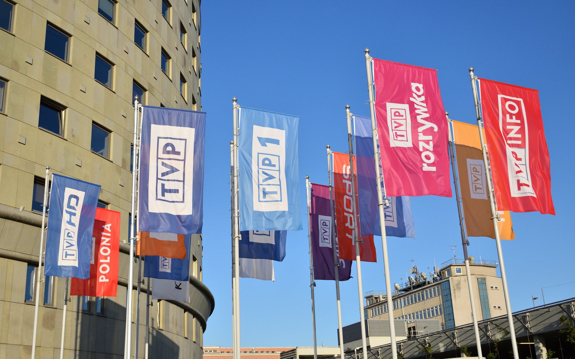 po-czy-tvp-i-polskie-radio-znie-abonament-oto-jak-ocali-media