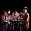 Osmędeusze w wykonaniu Teatru Pijana Sypialnia