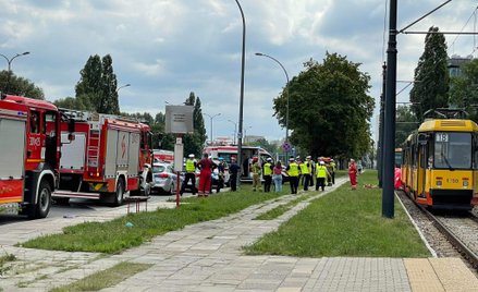 Warszawa. Tramwaj przyciął nogę i przeciągnął pięciolatka kilkaset metrów. Dziecko nie żyje