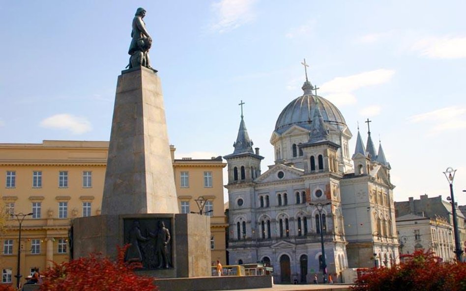 Cztery dni placu Kaczyńskiego. Radni zmienili nazwę