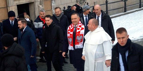 Więcej kontrowersji wokół wizyty Karola Nawrockiego na Jasnej Górze. Neofaszystowska symbolika