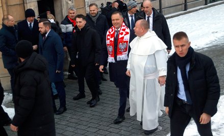 Karol Nawrocki uczestniczył w pielgrzymce kibiców na Jasną Górę