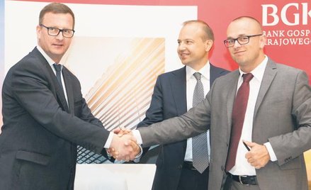 Od lewej: prezes BGK Dariusz Kacprzyk, wiceprezes Boryszewa Cezary Pyszkowski i szef Maflow Piotr Wi