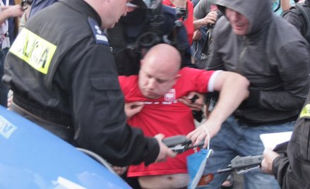 Jak naprawdę wyglądały zamieszki w Warszawie