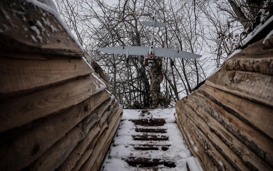 Na froncie rosyjskie ataki w mróz i śnieżycę: ogromne straty, niewielkie zyski