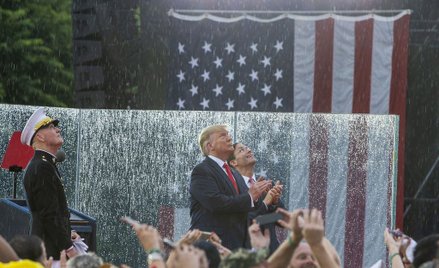 Trump na 4 lipca: Naród amerykański jest dziś najsilniejszy