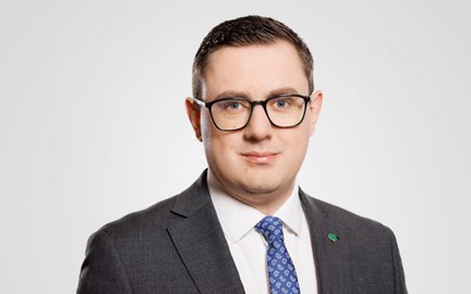 Minister energii Miłosz Motyka.