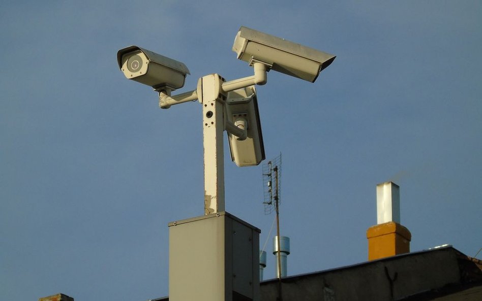 Inteligentne platformy CCTV – poznaj ich możliwości i dowiedz się, czym różnią się od tradycyjnej telewizji przemysłowej