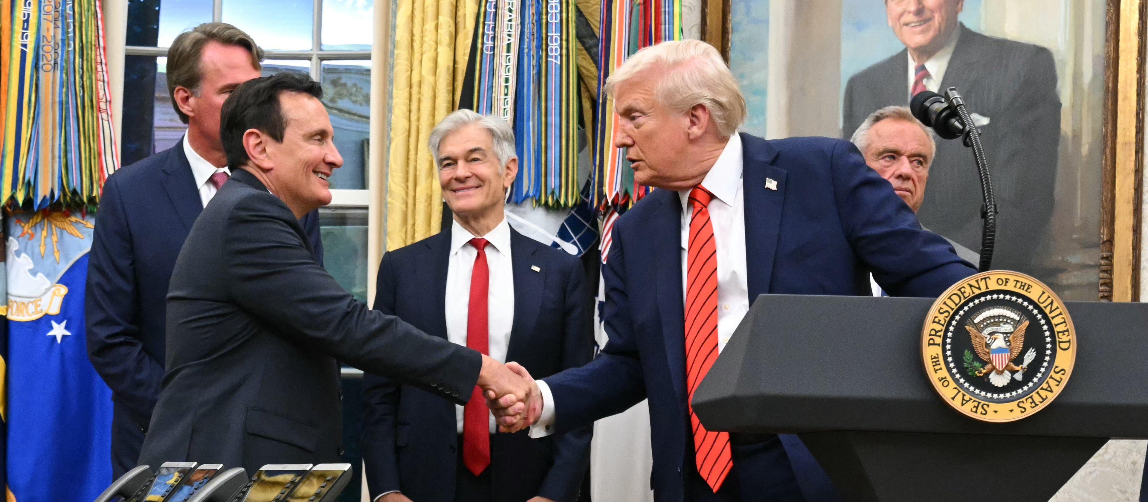 Najpierw Pfizer, teraz AstraZeneca. Donald Trump zawarł nową umową w sprawie cen leków w USA