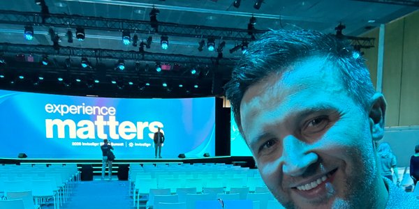 Polish Orthodontist Presents at Prestigious Invisalign® Summit in Barcelona