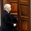 Kaczyński na mszy w kościele. Sobolewski: Dzień święty święcić trzeba