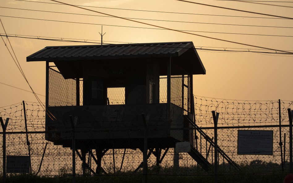 Posterunek armii Korei Południowej w rejonie strefy zdemilitaryzowanej