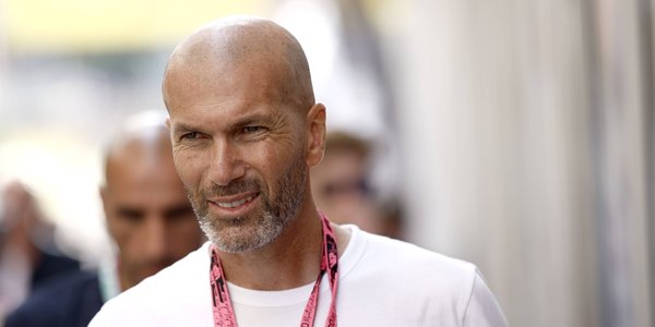 Zinedine Zidane bliżej powrotu na trenerską ławkę. Jest ustne porozumienie