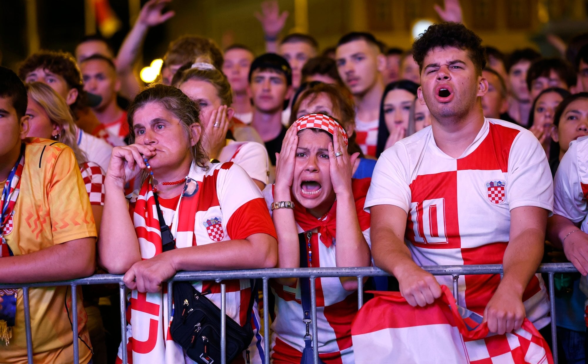 Burza po spalonym o włos. O nieuznanym golu przesądził chip w piłce