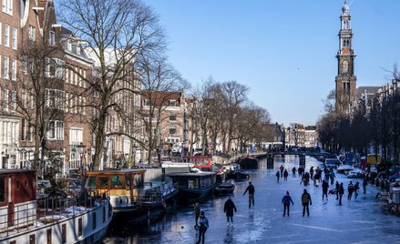 Coraz więcej firm ucieka przed brexitem do Amsterdamu