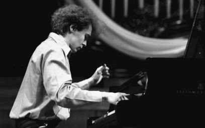 22-letni Ivo Pogorelić podczas X Międzynarodowego Konkursu Pianistycznego im. Fryderyka Chopina. War
