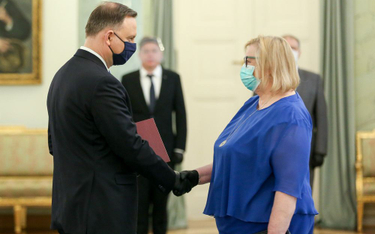 Andrzej Duda i Małgorzata Manowska podczas ceremonii wręczenia aktu powołania na I Prezesa SN
