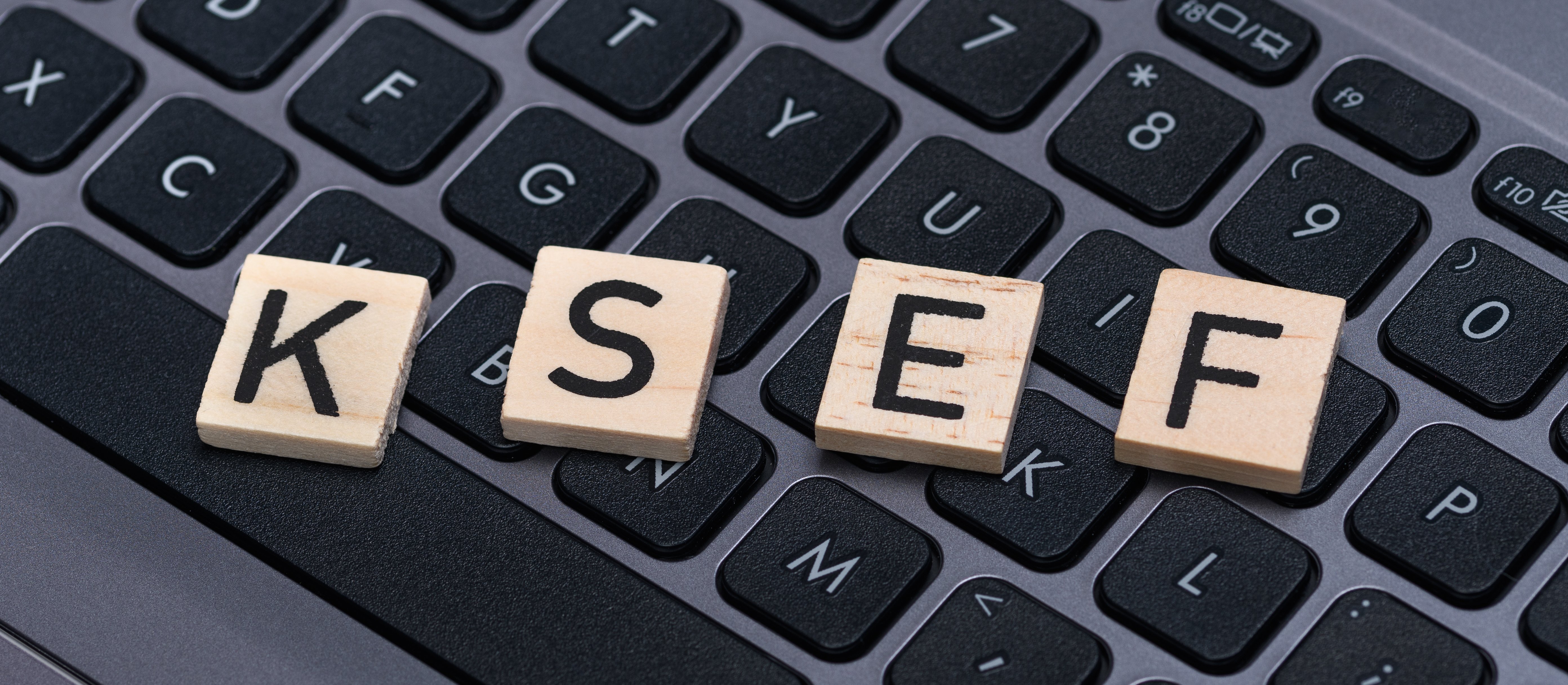 Sławomir Wikariak: Systemy bez nadzoru