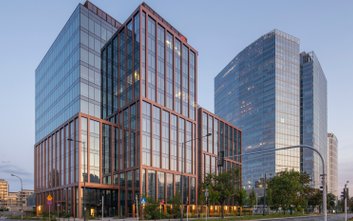 Liczący około 15 tys. mkw. powierzchni najmu biurowiec należy do najnowocześniejszych i najbardziej 