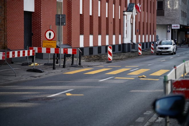 Zarządca drogi apeluje do wszystkich uczestników ruchu o zachowanie szczególnej ostrożności i stosow
