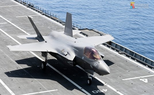 "F-35B Lightning II. Fot./Marina Militare."