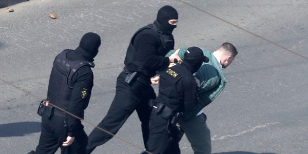 Były więzień Łukaszenki: Białoruś jest jak torfowisko, a my jak partyzanci