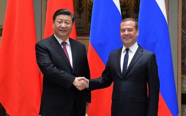Dmitrij Miedwiediew i przywódca Chin Xi Jinping