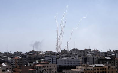 50 rakiet ze Strefy Gazy w stronę Izraela