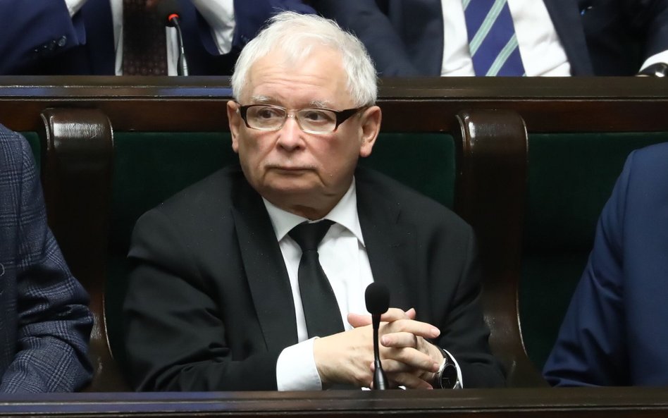 Opozycja mówi, że Jarosław Kaczyński szykuje się na przegrane wybory. Stąd kontrowersyjny projekt