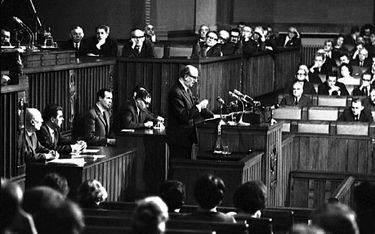 11 kwietnia 1968 roku. Jerzy Zawieyski przemawia w Sejmie podczas debaty nad interpelacją koła posel