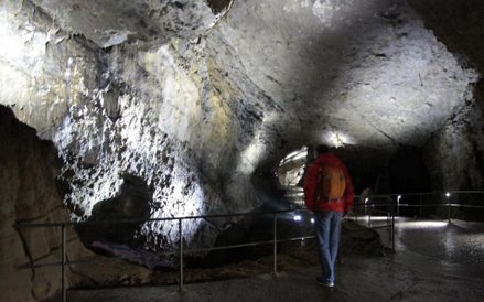 Jaskinie w Han-sur-Lesse w Belgii