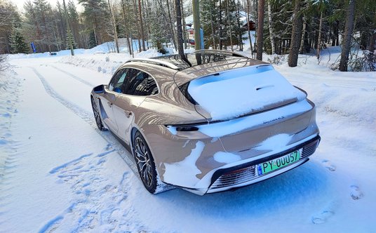 Porsche Taycan Sport Turismo 4S