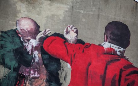 Fragment muralu przy Środkowej 17.