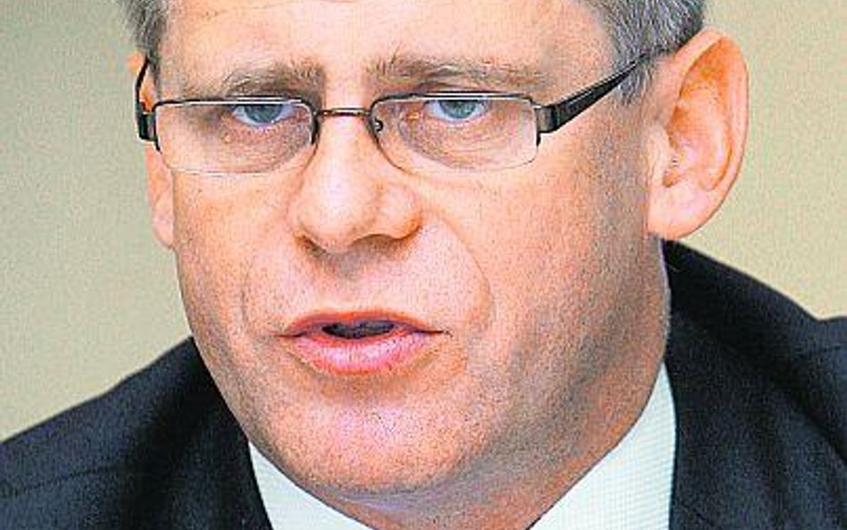 Grzegorz Piwowar, wiceprezes nadzorujący w Pekao pion detaliczny, chce zwiększyć liczbę obsługiwanyc