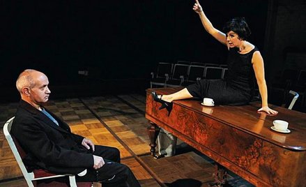 Krzysztof Dracz jako Andrzej Towiański i Aleksandra Konieczna jako żona Mickiewicza Celina Szymanows