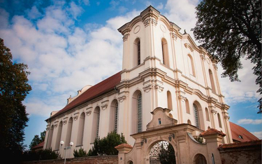 Klasztor cystersów w Wągrowcu, rodzinnym mieście ks. Jakuba Wujka, autora przekładu Biblii.