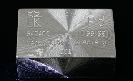 Pallad - metal droższy od złota