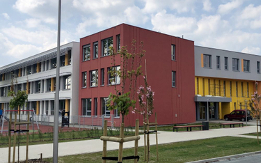 Otwarcie nowej szkoły w Warszawie będzie sukcesem  czy katastrofą dla stołecznych urzędników?