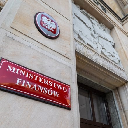 Projekt Ministerstwa Finansów przewiduje m.in. zniesienie administracyjnych kar za błędy w elektroni