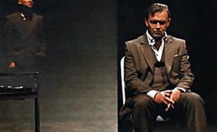 Jan Frycz (Bohr) i Adam Woronowicz (Heisenberg) na scenie warszawskiej IMKI - "Kopenhaga"
