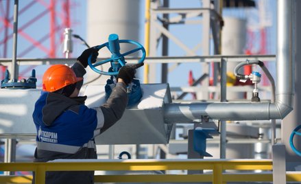 Spada tranzyt gazu przez Ukrainę. Rośnie przesył na Węgry