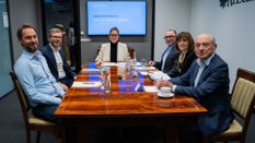 miniaturka - relacja Sukcesja