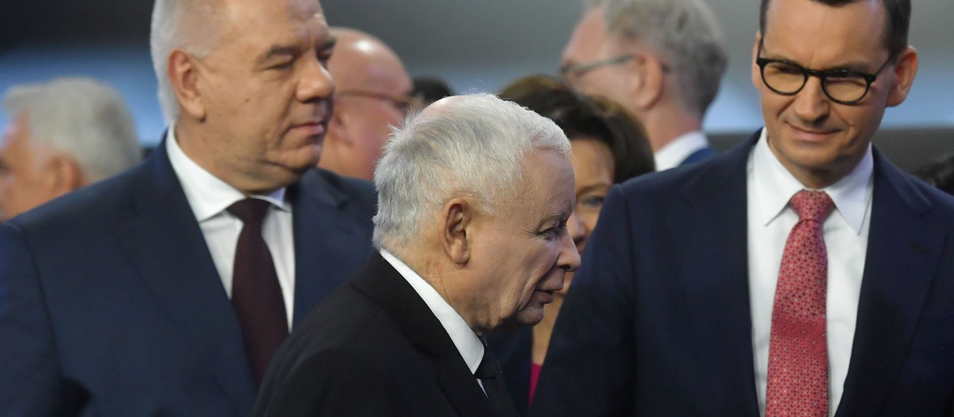 PiS MPs received statements to sign. And deadline