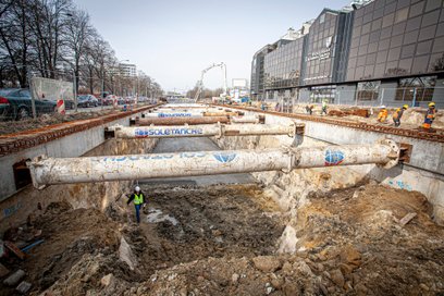 WJazd do tunel na Bitwy Warszawskiej 1920