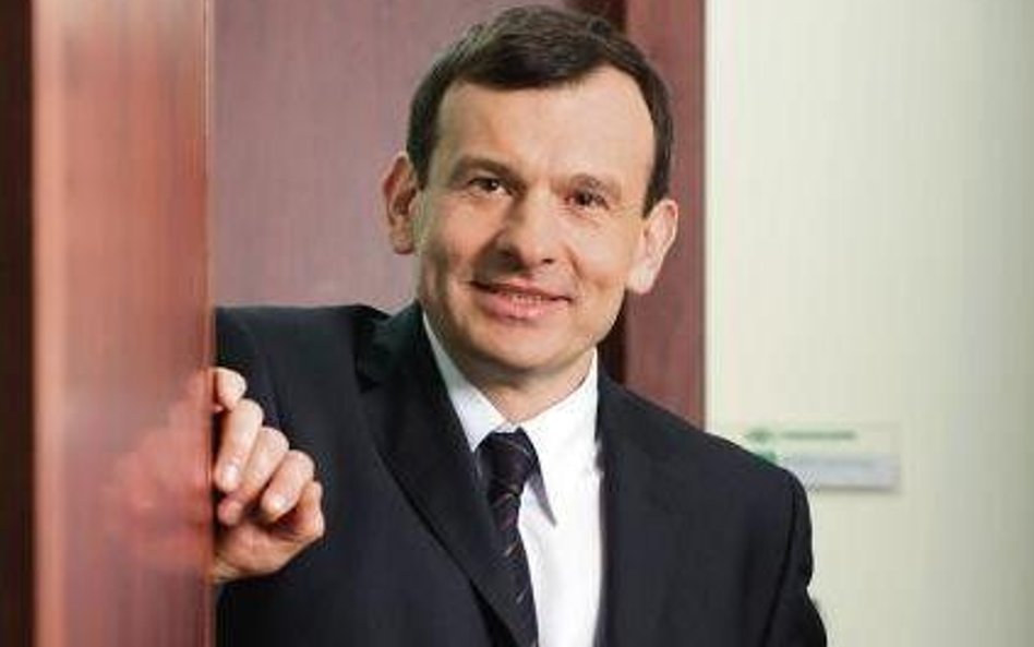 DM BOŚ korzysta na zmianach w branży
